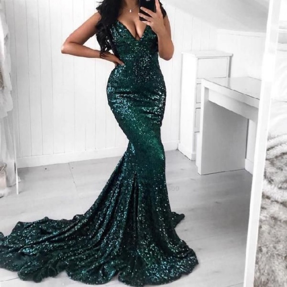 Dresses Emerald Green Prom Dress Poshmark Dresses Emerald Green Prom Dress Poshmark